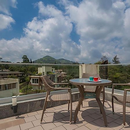 Villa Azul By Stayvista, Offering A Snooker Table, Terrace, Swimming Pool & A Spacious Lawn With A Charming Gazebo For A Perfect Getaway Лонавла Екстер'єр фото