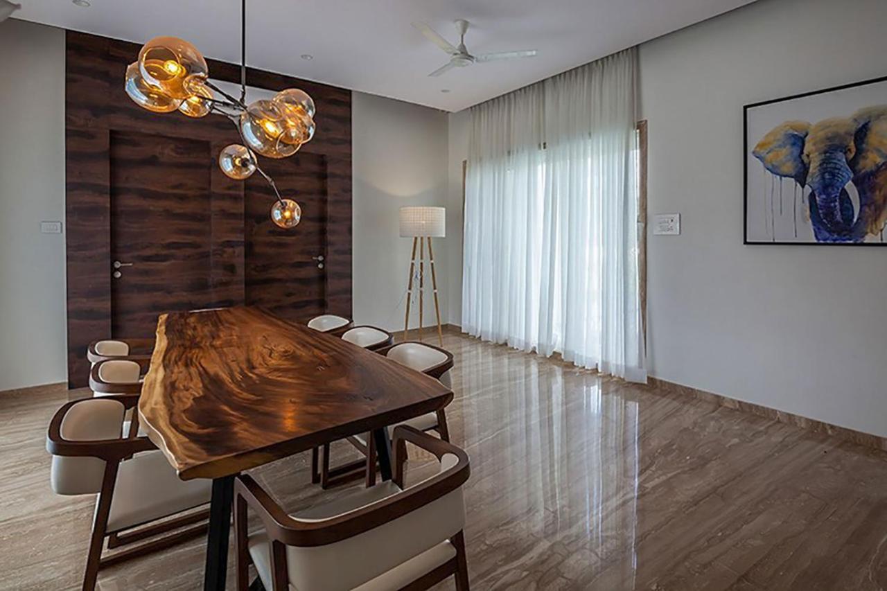 Villa Azul By Stayvista, Offering A Snooker Table, Terrace, Swimming Pool & A Spacious Lawn With A Charming Gazebo For A Perfect Getaway Лонавла Екстер'єр фото