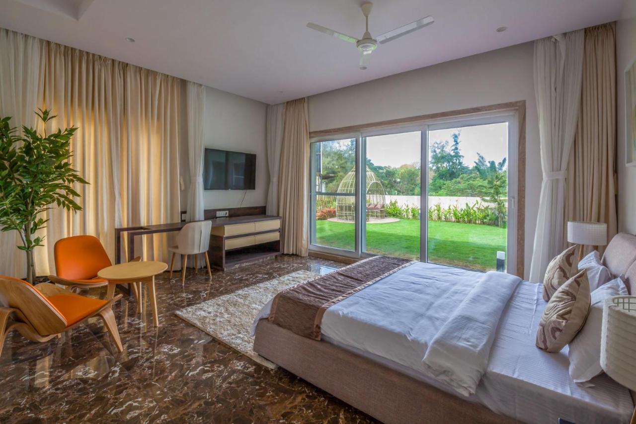 Villa Azul By Stayvista, Offering A Snooker Table, Terrace, Swimming Pool & A Spacious Lawn With A Charming Gazebo For A Perfect Getaway Лонавла Екстер'єр фото